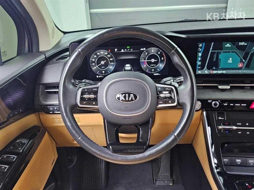 2021 - kia carnival