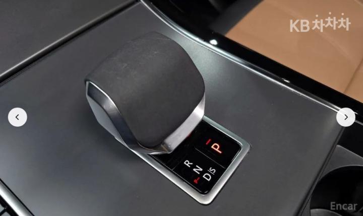 Land Rover Range Rover Velar P400 Dynamic HSE 10