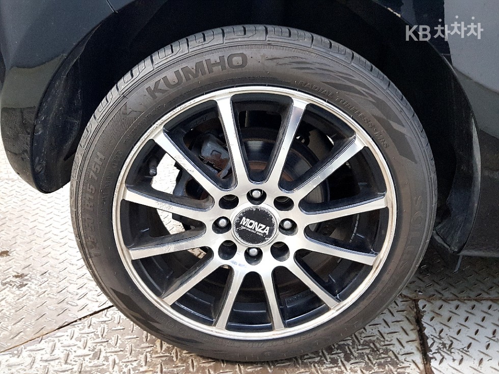 2014 - kia ray