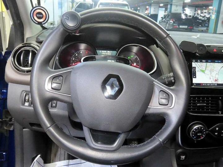 Renault Clio 1.5dci Intense 9