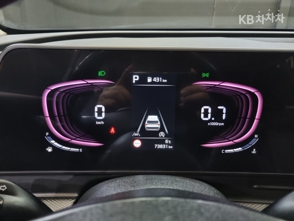 2022 - kia sportage
