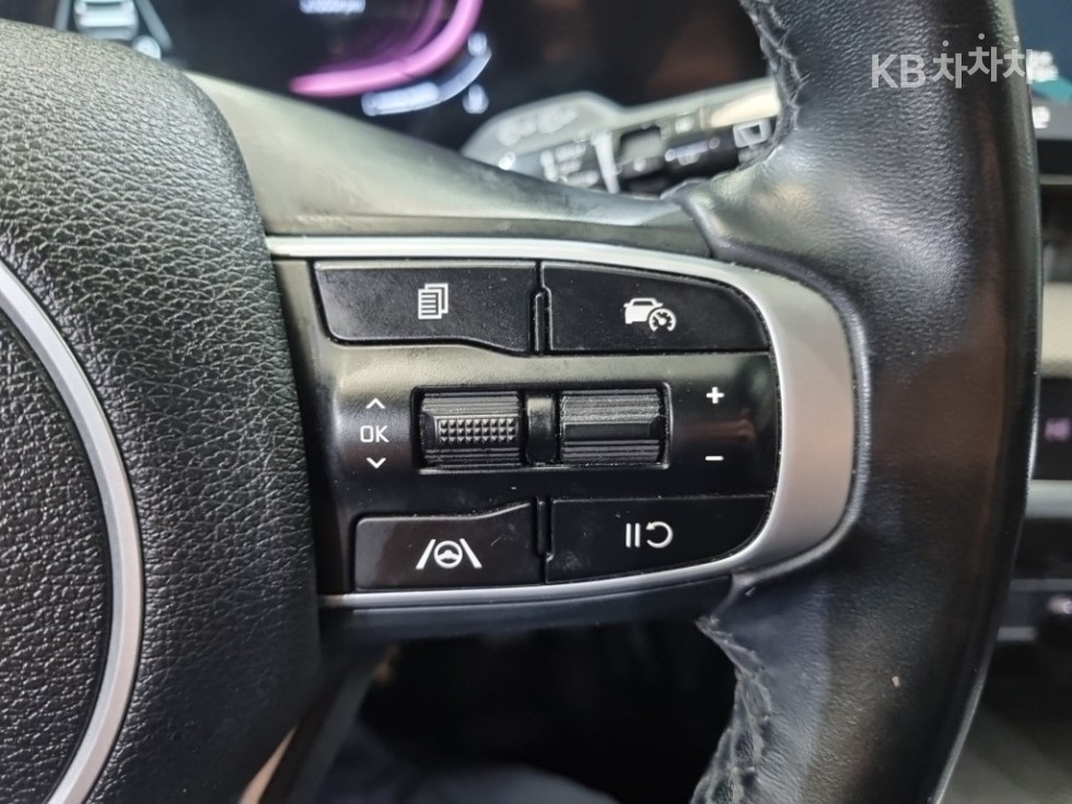 2022 - kia sportage