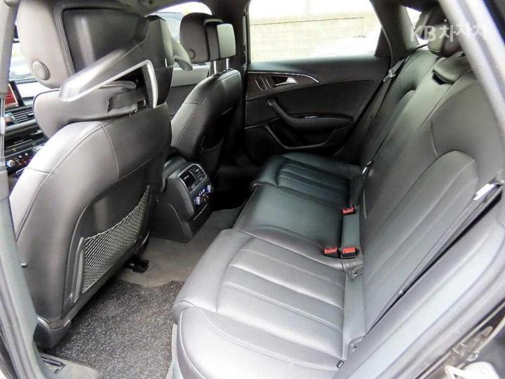 Audi A6 NEW 35 TDI Premium C7 7