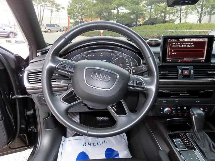 Audi A6 NEW 35 TDI Premium C7 9