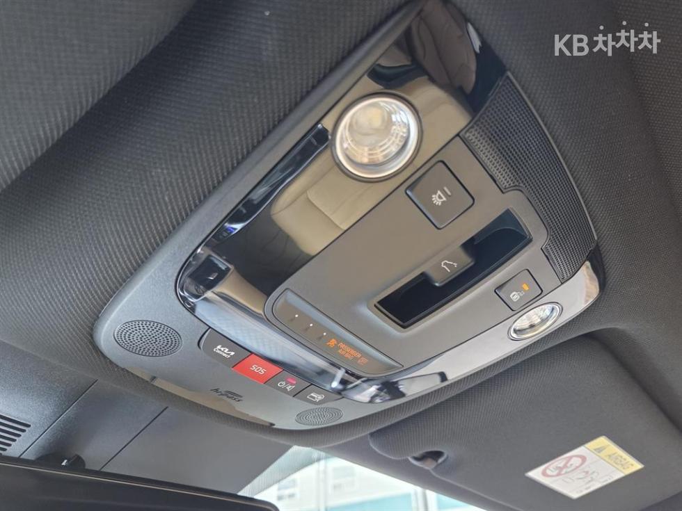 2022 - kia sorento