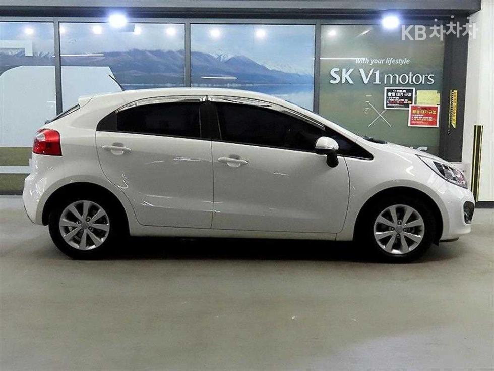 2014 - kia pride