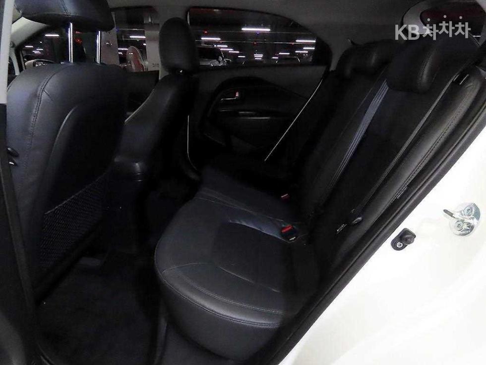 2014 - kia pride
