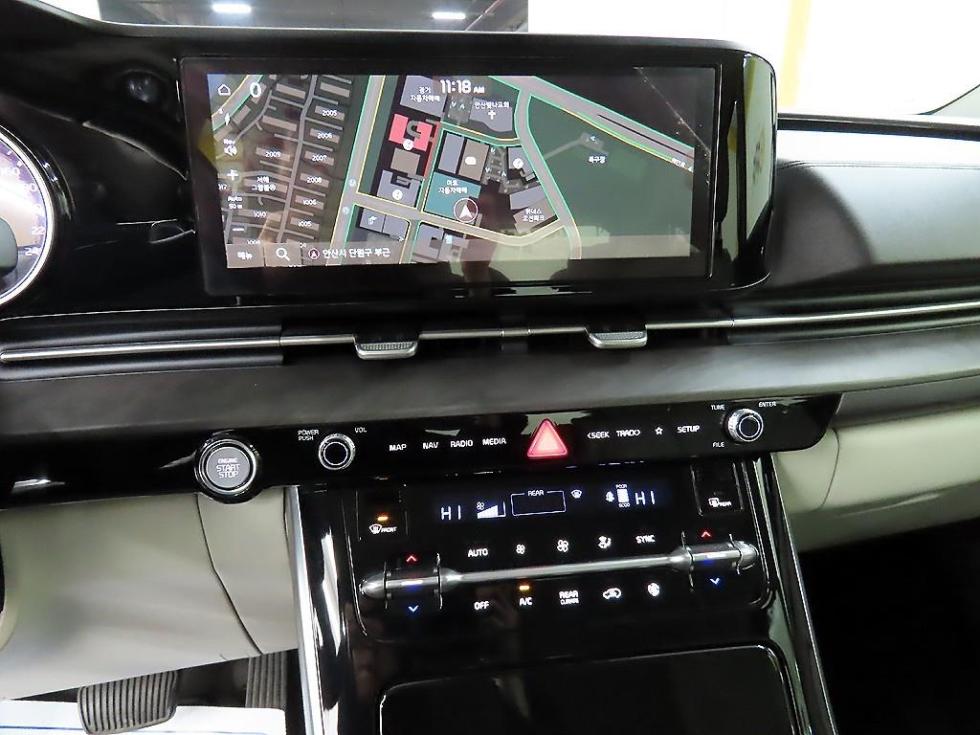 2021 - kia carnival