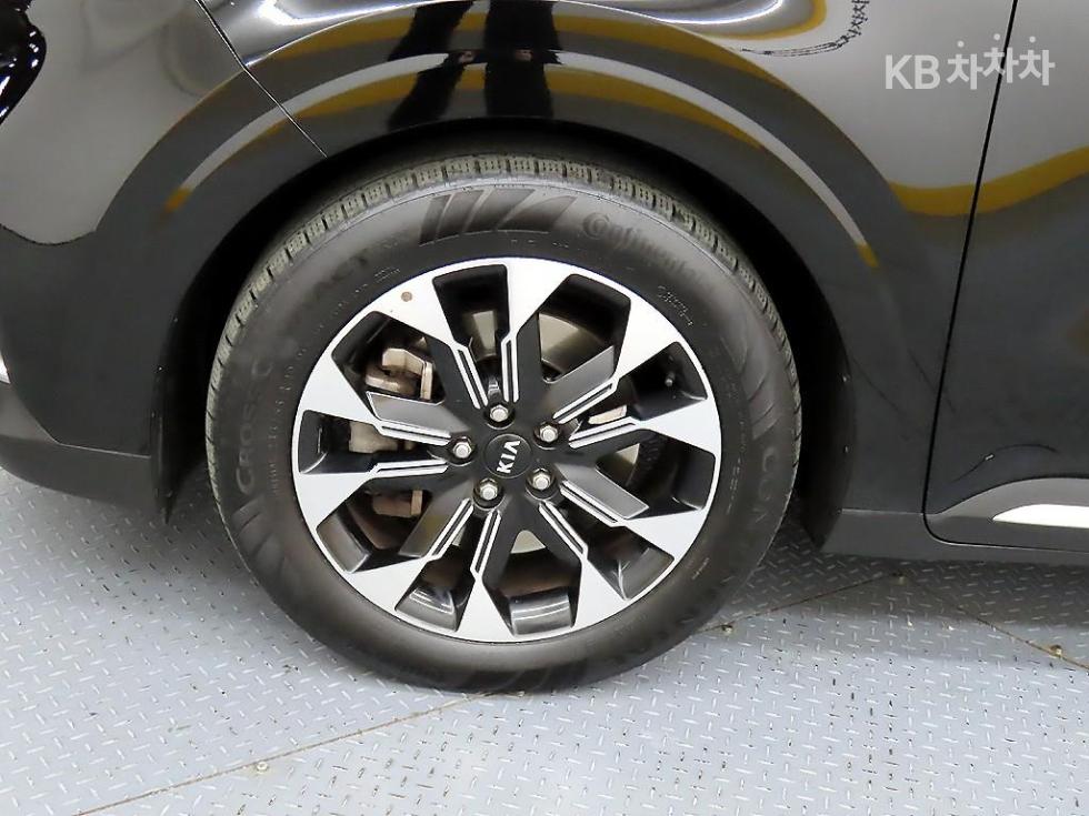 2021 - kia carnival