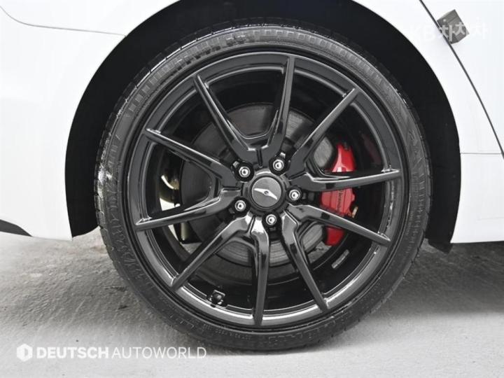 Genesis G70 SPORT 3.3T SPORT AWD Advanced 6