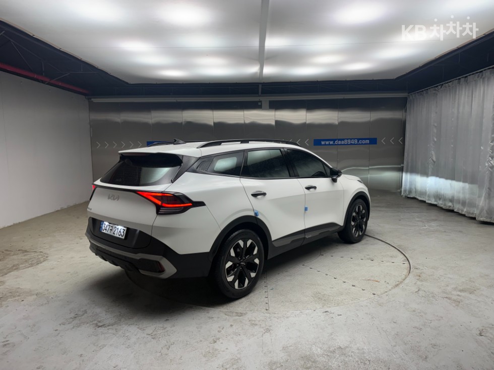 2022 - kia sportage