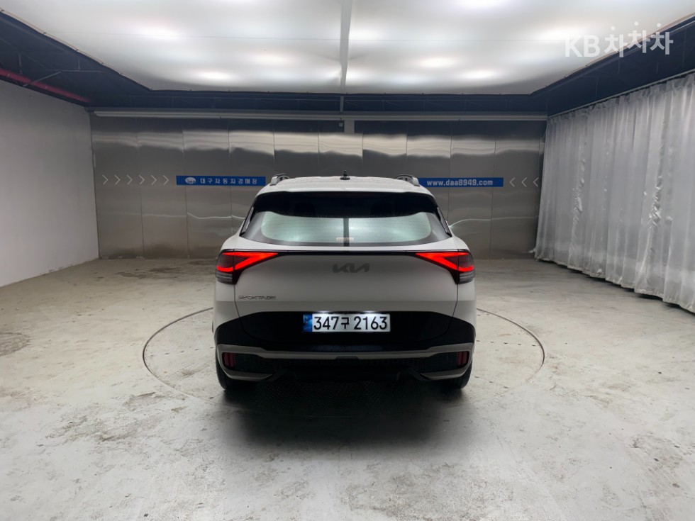 2022 - kia sportage