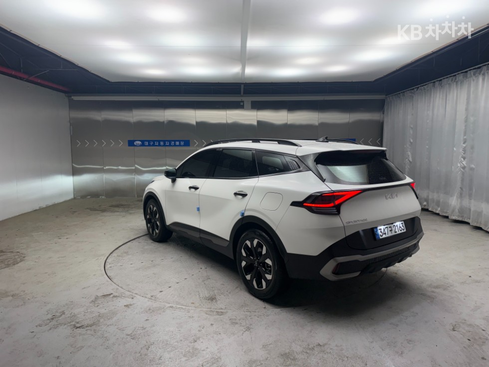 2022 - kia sportage