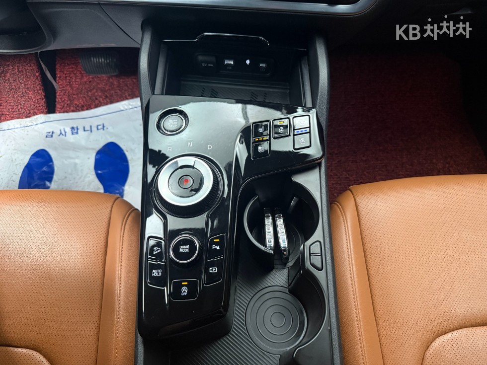 2022 - kia sportage