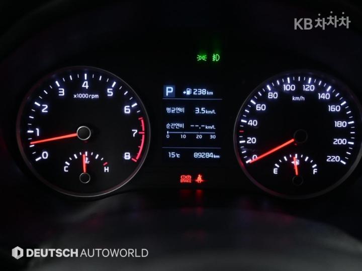 Kia Stonic Gasoline 1.0 T-GDi Trendy 9