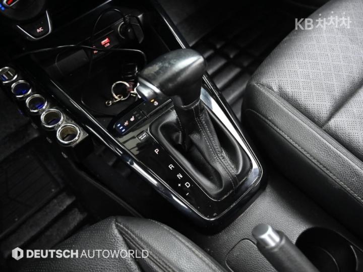 Kia Stonic Gasoline 1.0 T-GDi Trendy 10