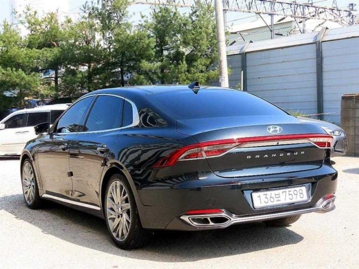 Hyundai Grandeur 2.5 Calligraphy 4