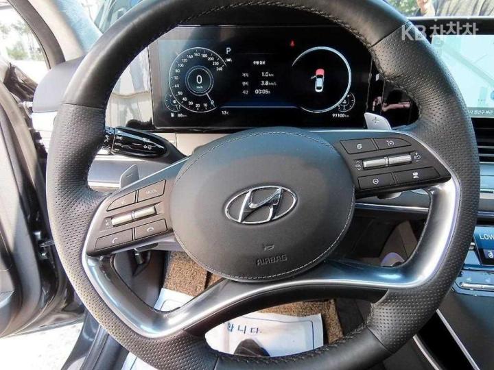 Hyundai Grandeur 2.5 Calligraphy 9