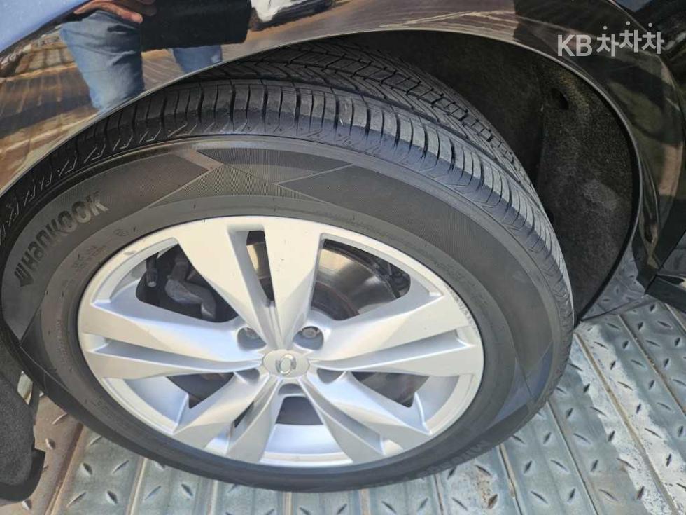 Renault Samsung SM6 — miniaturë 17