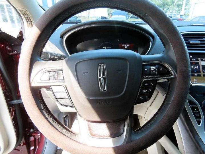 Lincoln Nautilus U540 2.7 Gasoline Reserve 9