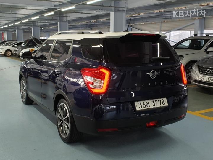 KG Mobility (Ssangyong) Tivoli Air Gasoline 2WD IX 7