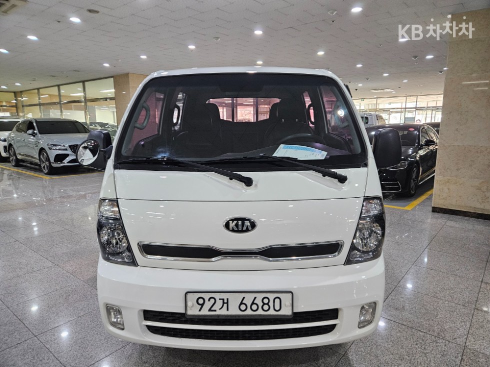 2014 - kia bongo iii