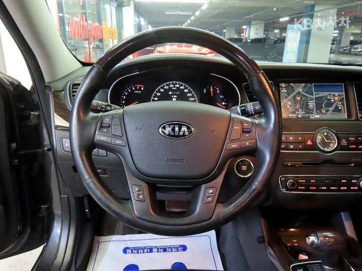 Kia K7 2.4 GDI Prestige 9