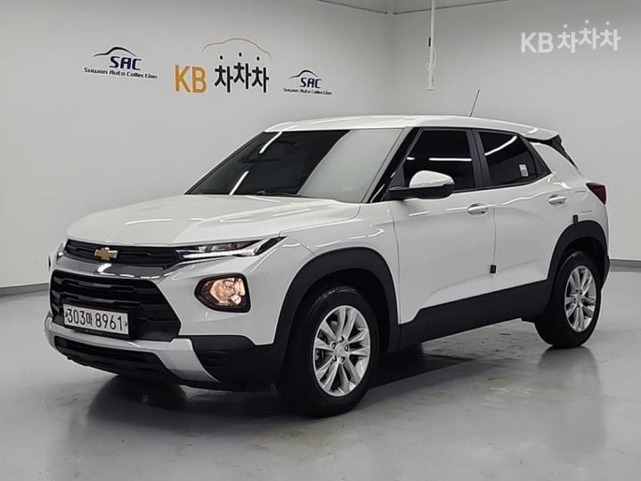 Chevrolet Trailblazer 1.2 Gasoline 2WD LT 2