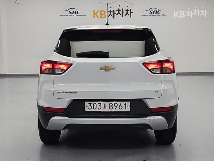 Chevrolet Trailblazer 1.2 Gasoline 2WD LT 4