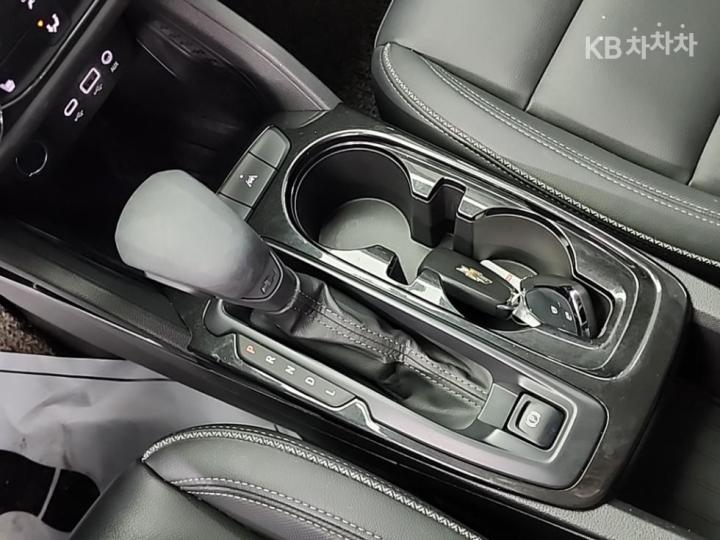 Chevrolet Trailblazer 1.2 Gasoline 2WD LT 9