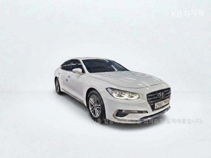 Hyundai Grandeur 렌터카 3.0 LPi 모던 기본형 — foto 1