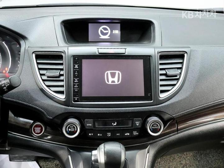 Honda CR-V New 2.4 AWD Touring Limited Edition 10