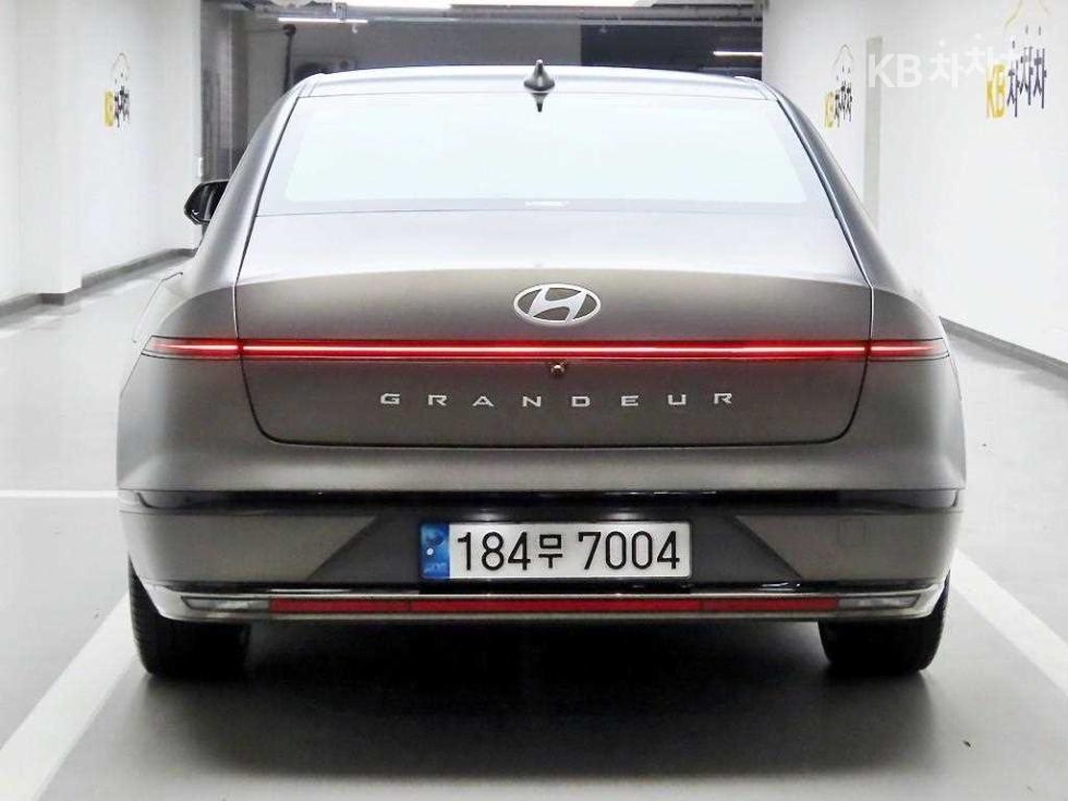 2023 Hyundai Used Car photo