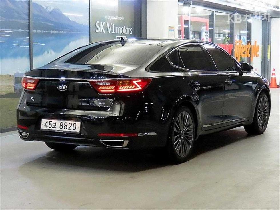 2017 - kia k7