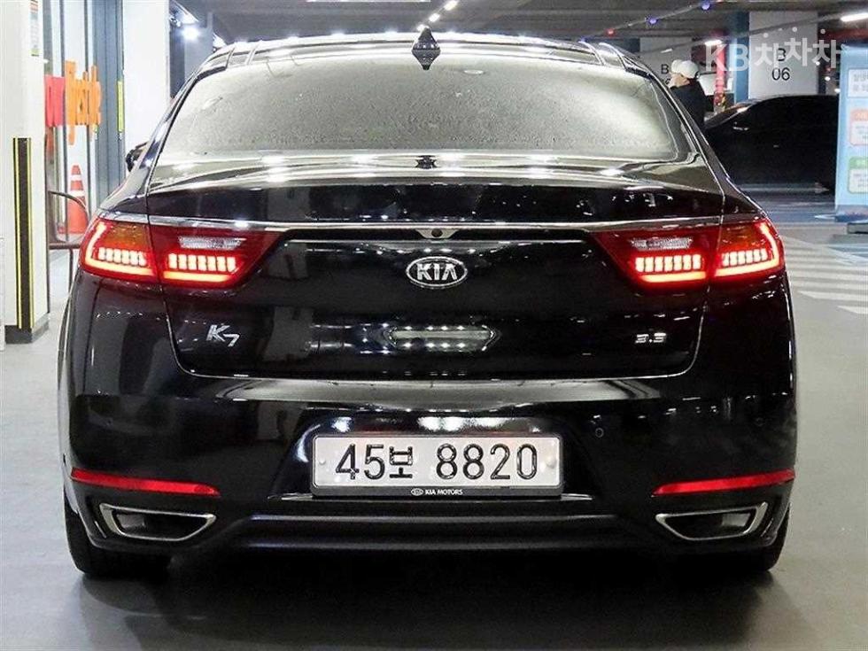 2017 - kia k7