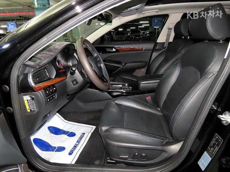 2017 - kia k7