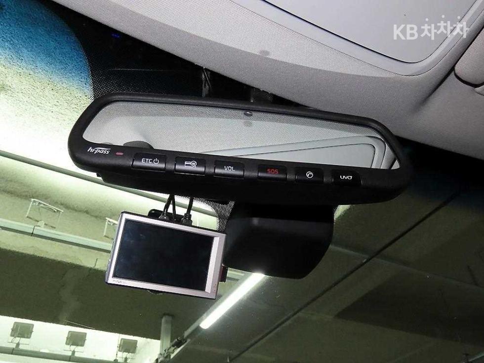 2017 - kia k7