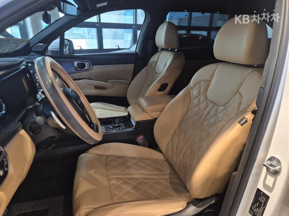 2023 - kia sorento