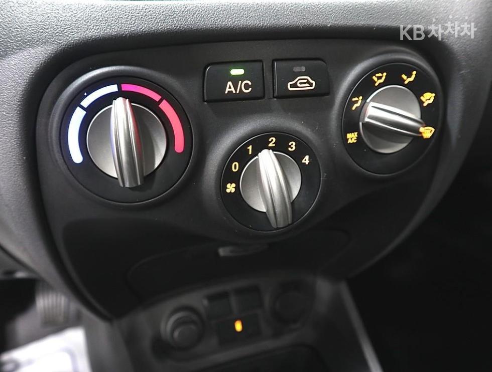 2008 - kia pride