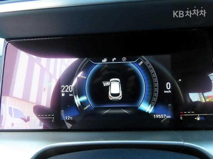 Hyundai Nexo Premium 10