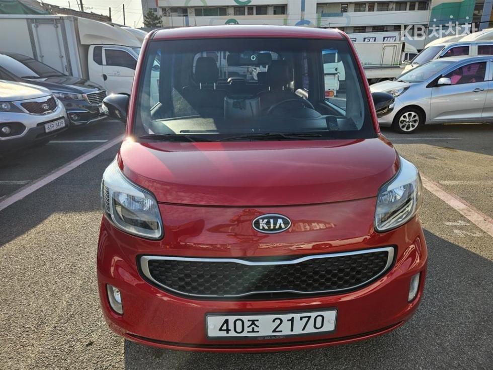 2012 kia ray