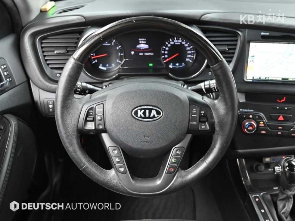 2011 - kia k5