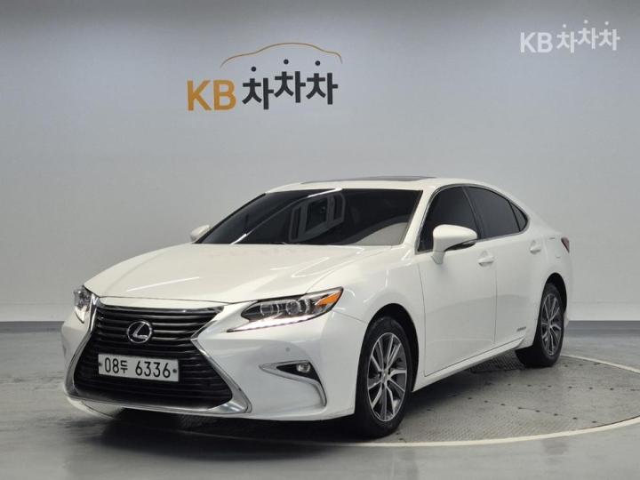 Lexus ES New 300h Supreme + 2
