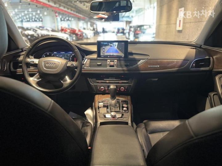 Audi A6 NEW 35 TDI Premium C7 8