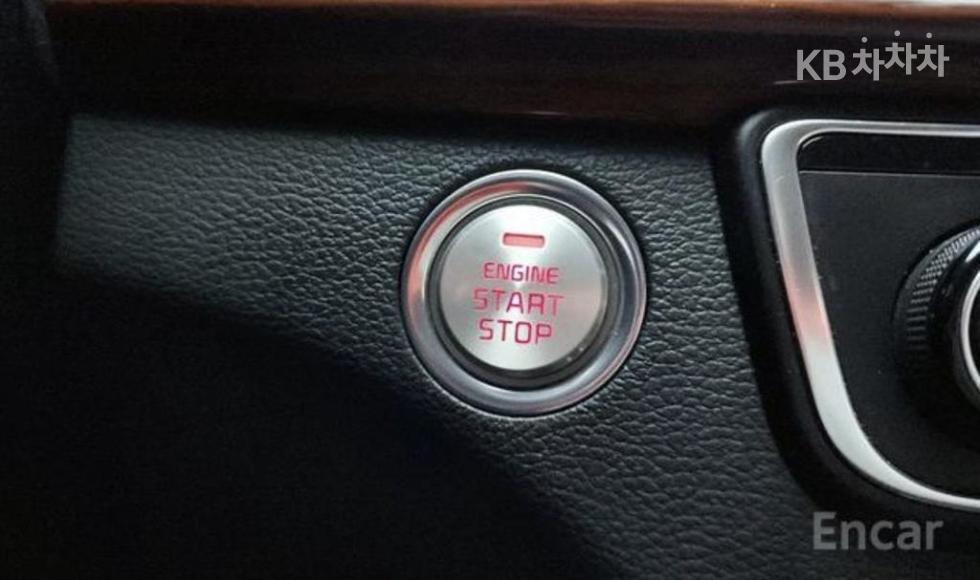 2017 - kia k7