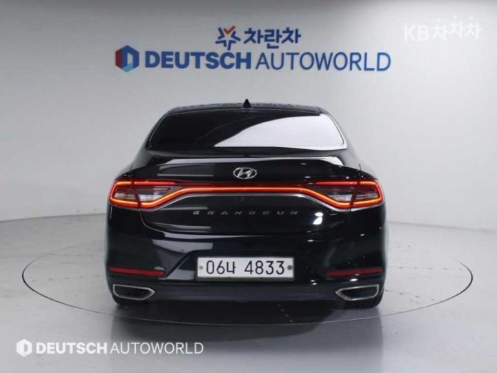 Hyundai Grandeur IG 2.4 Premium Base Type 5