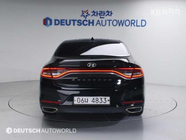 Hyundai Grandeur IG 2.4 Premium Base Type 5