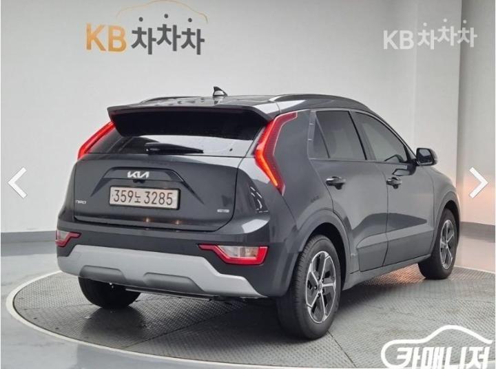 Kia Niro The 1.6 HEV Prestige 5