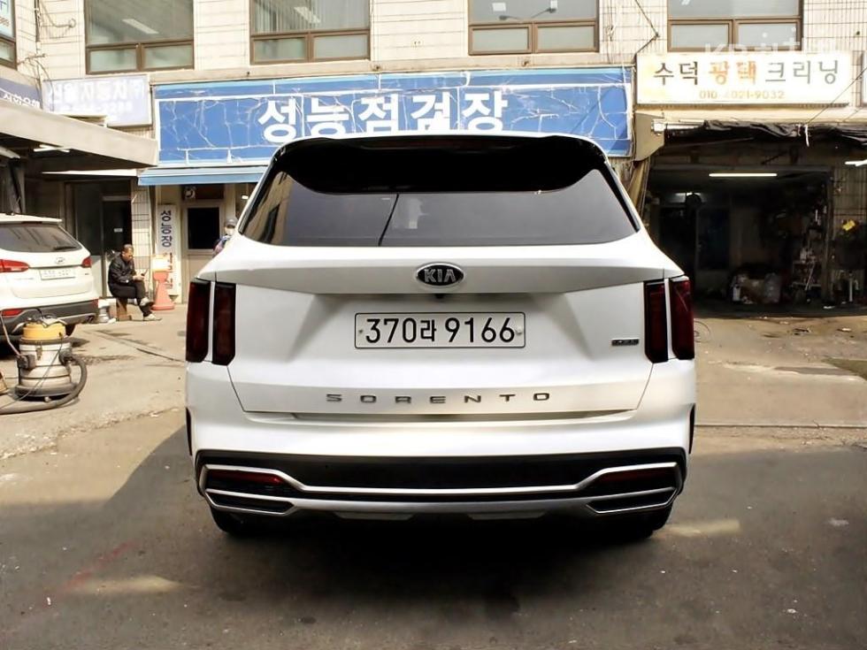 2021 - kia sorento