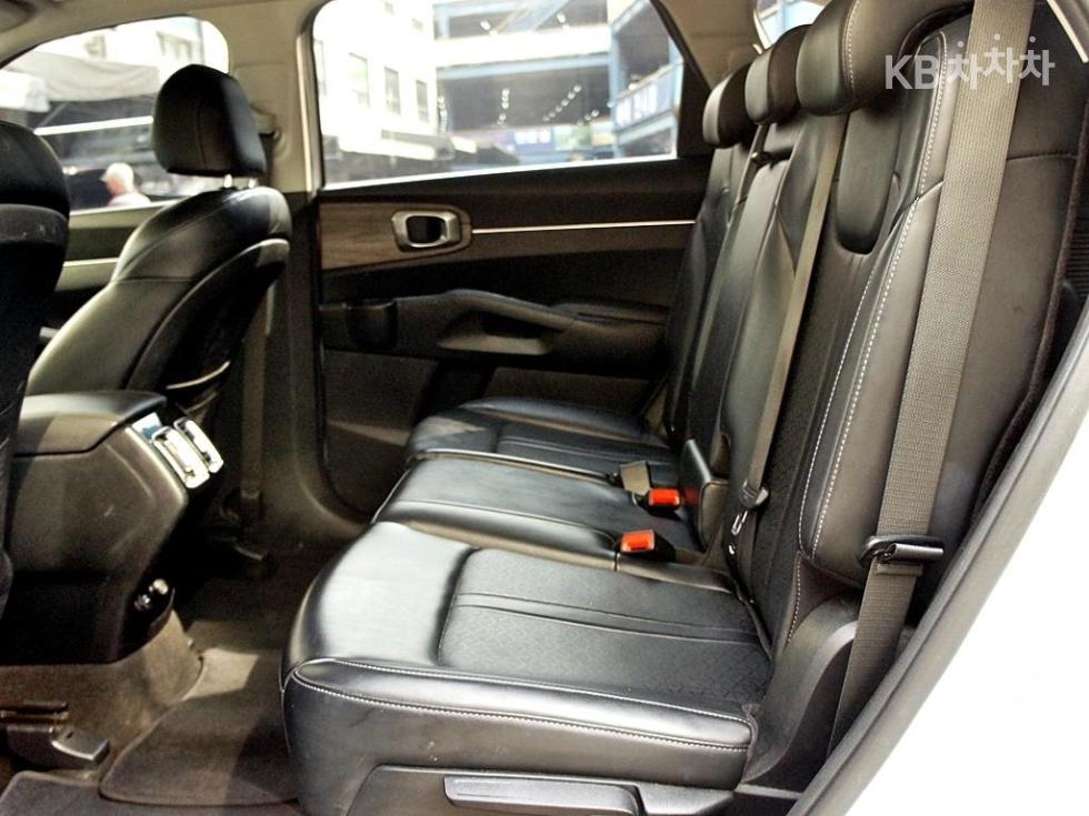 2021 - kia sorento